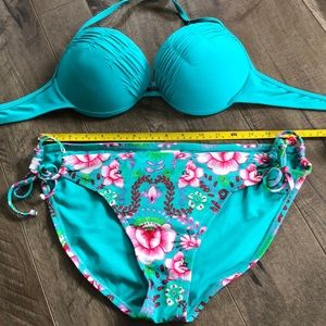 Teal floral bikini xhilaration XL